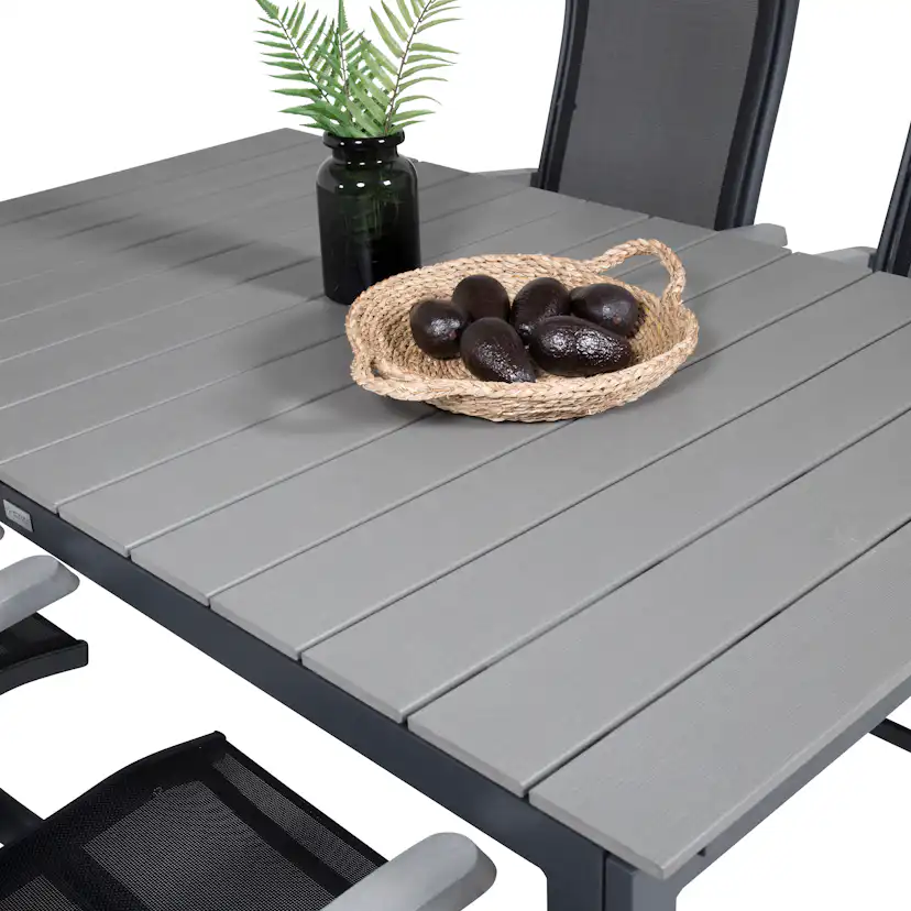 Matgrupp Venture Home Lova 160/240 med 4 Aleyna Stolar