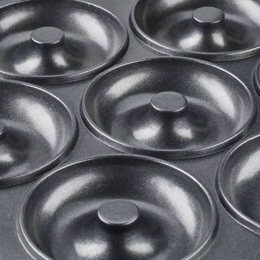 Donut Maker Champion 7 Munkar 700W DM110 Svart
