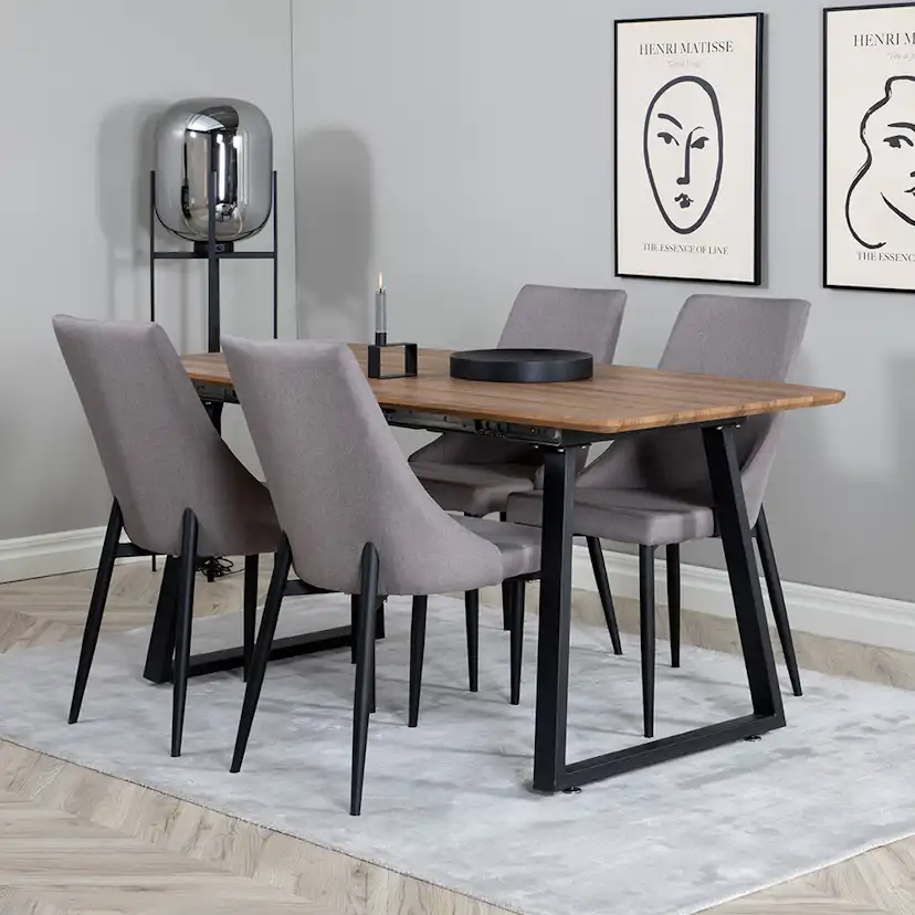 Matgrupp Venture Home Ina med 4 Laura Stolar