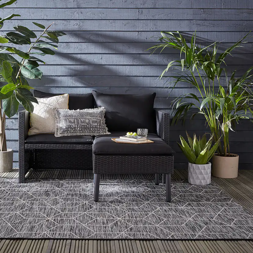 Utomhusmatta Flair Rugs Napoli 120x170 Svart Storlek: 120x170 cm, Färg: Svart