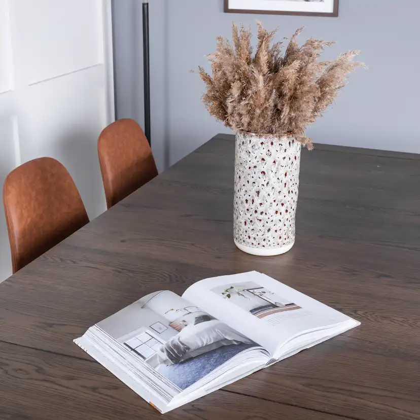 Matgrupp Venture Home Shy med 8 Pobbie Matstolar