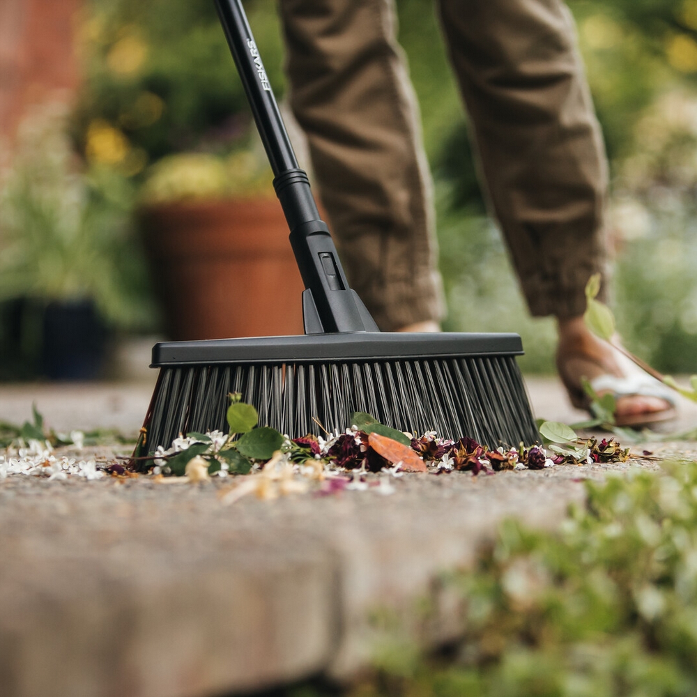 Gårdskvast Fiskars Medium