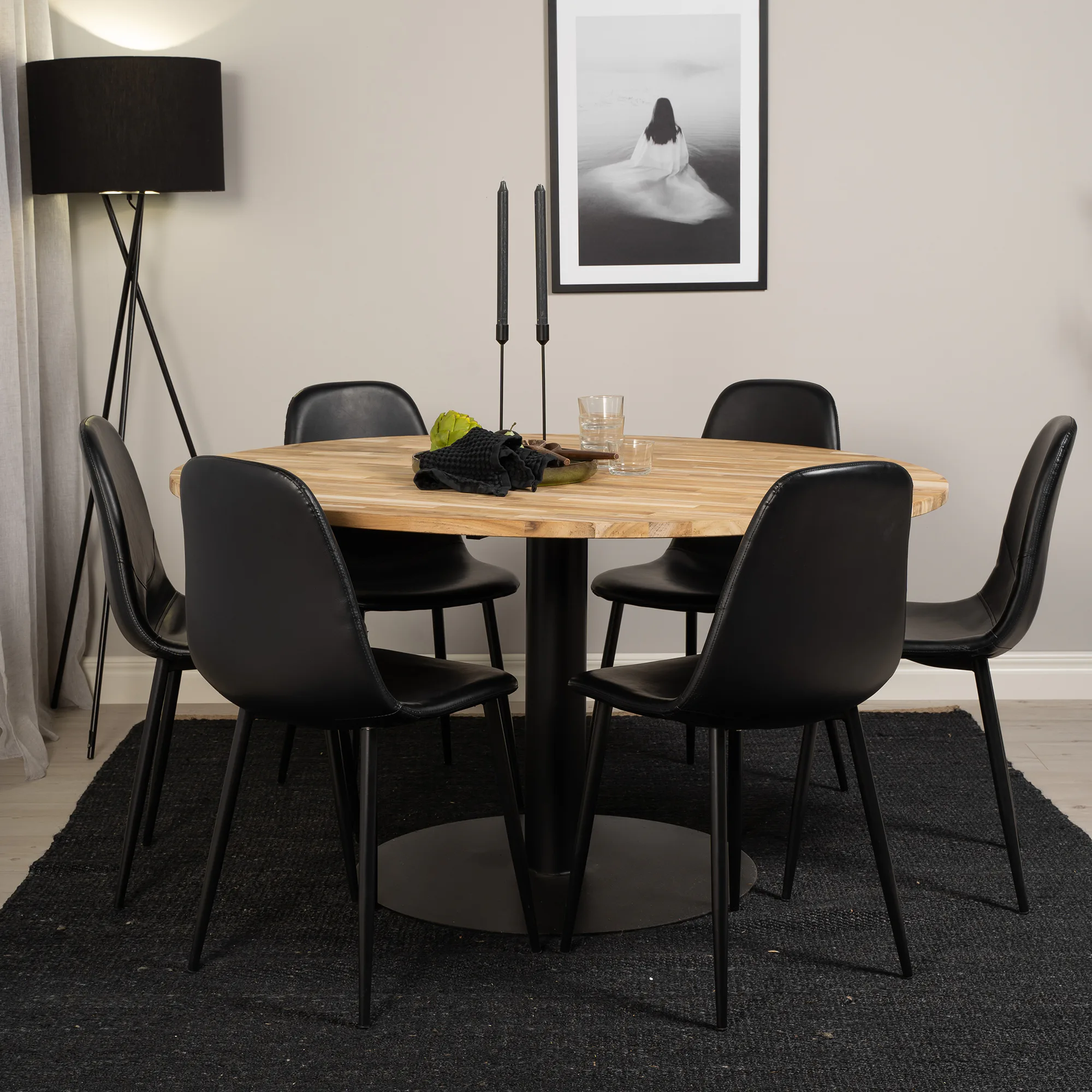 Matgrupp Venture Home Cirebon Ø140 cm med 6 Polar Stolar