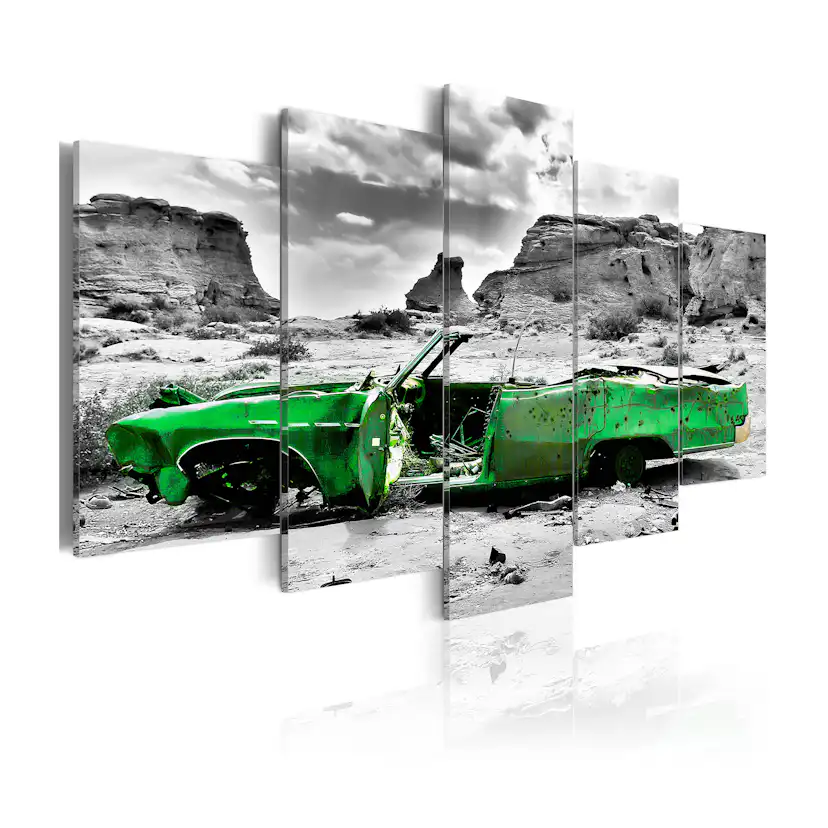 Tavla Arkiio Green Retro Car At Colorado Desert