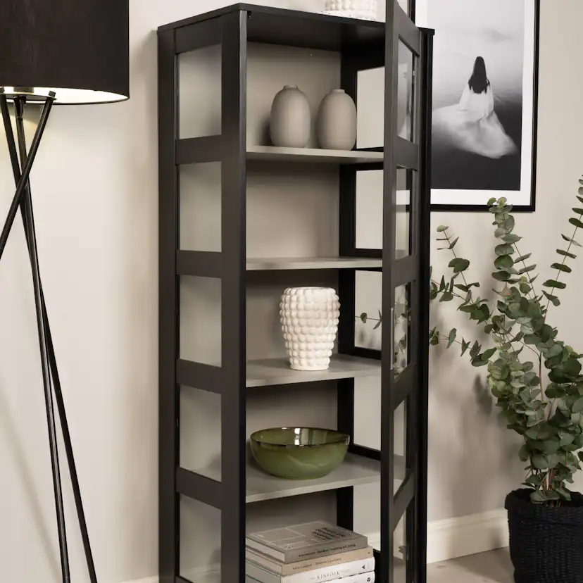 Högskåp Venture Home Lock