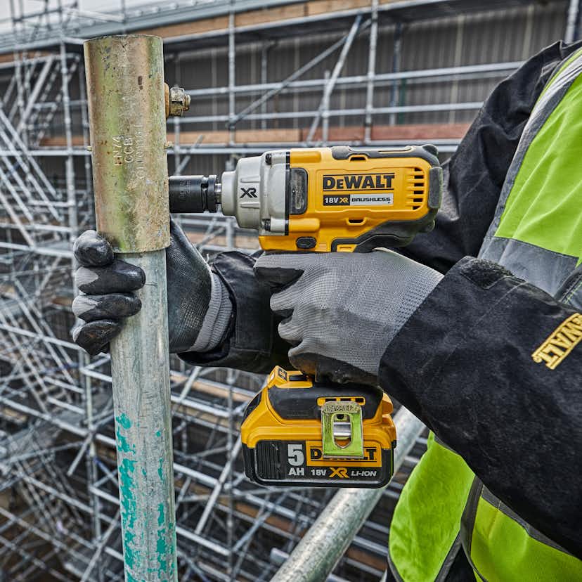 Mutterdragare DCF894NT Dewalt 18 V Utan batteri