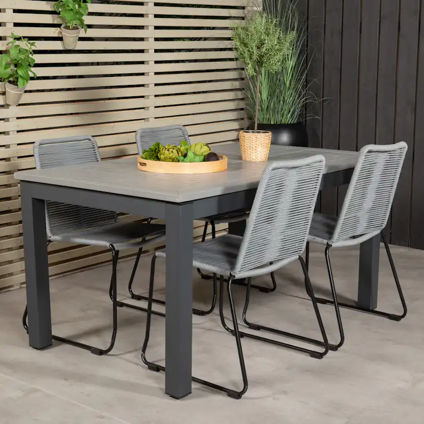 Matgrupp Venture Home Aleyna 160/240 med 4 Leon Matstolar