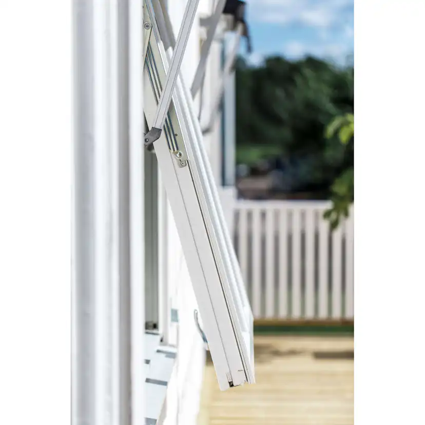 Vridfönster Outline 3-Glas Aluminium