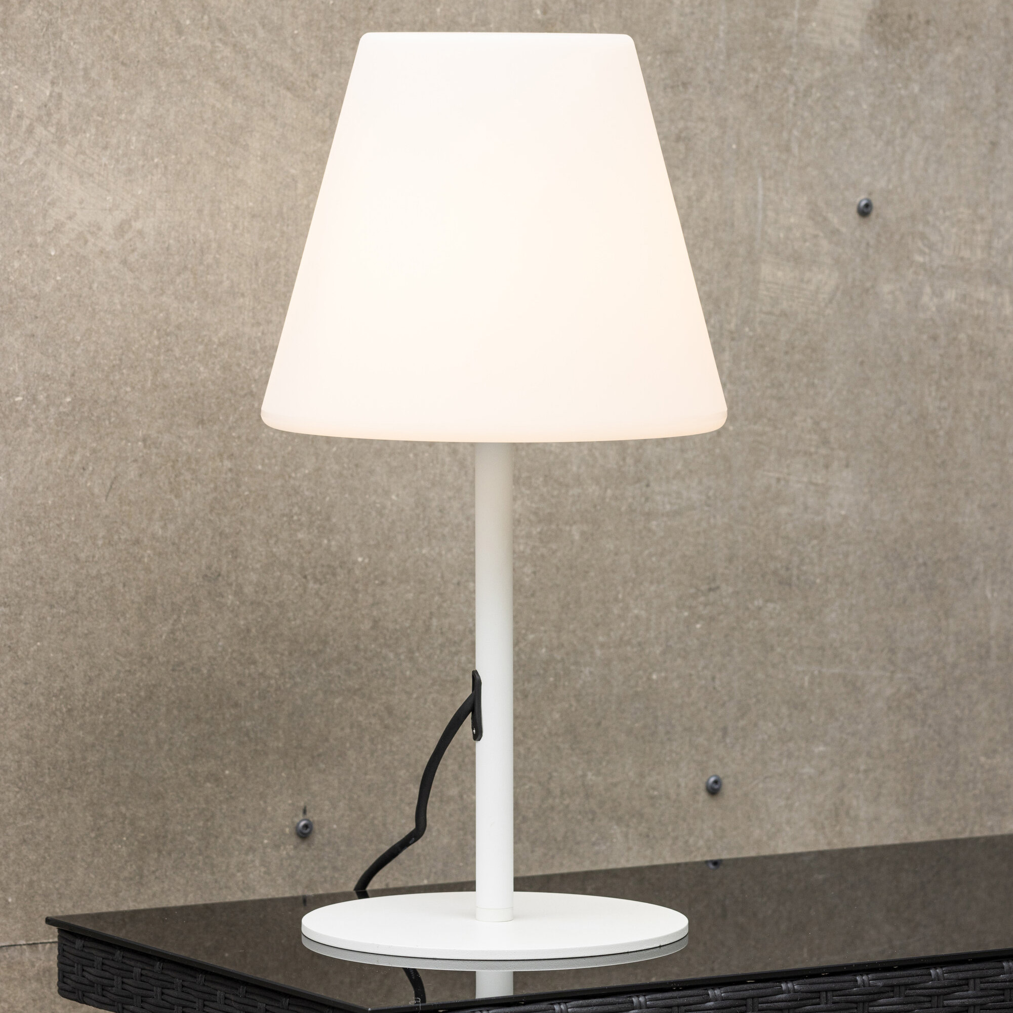 Bordslampa Venture Home Moris