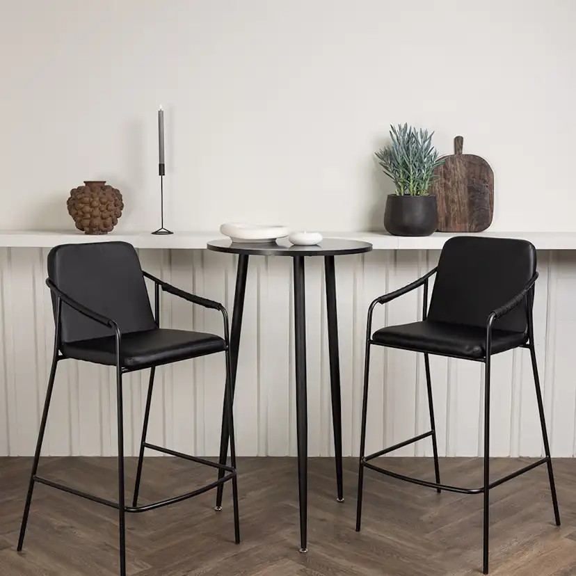 Matgrupp Venture Home Plaza Ø60 cm med 2 st Bella stolar