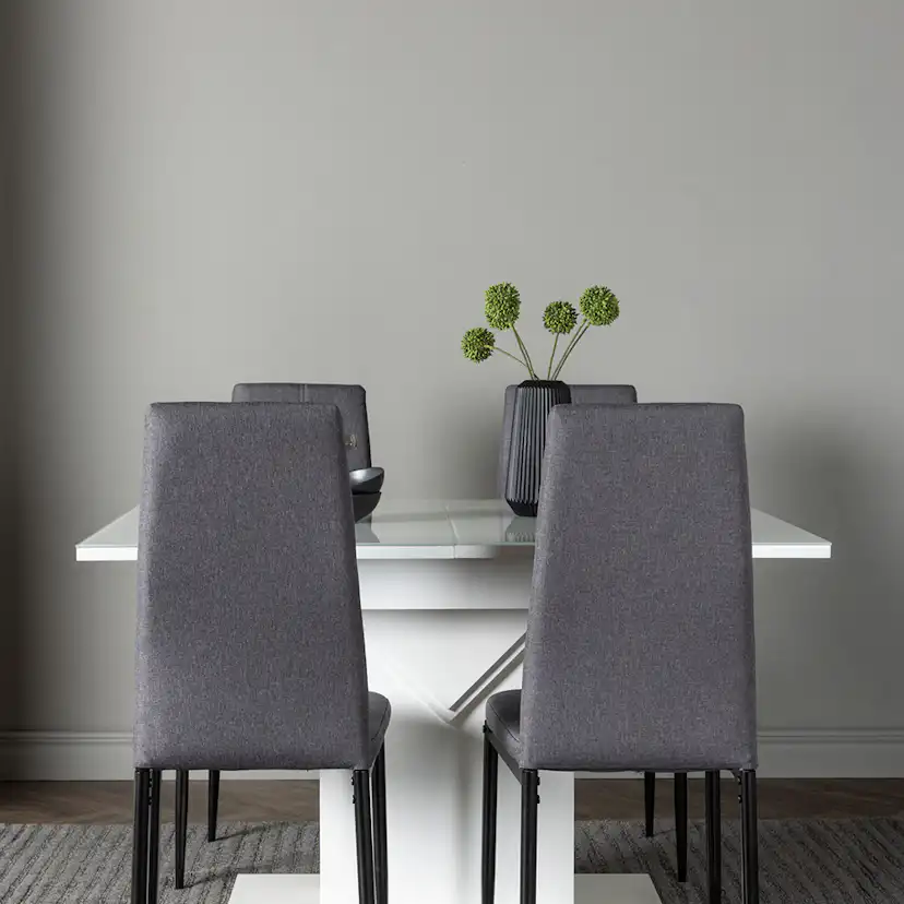 Matgrupp Venture Home Pluto med 4 Petra Stolar