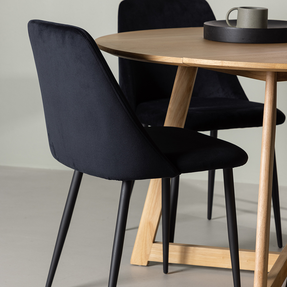 Matgrupp Venture Home Yakidon Ø120 cm med 4 st Night stolar
