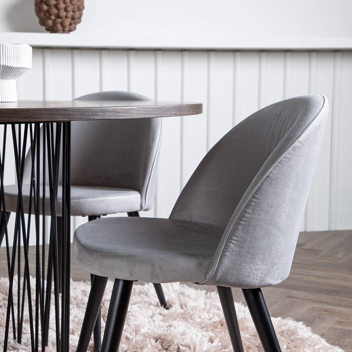 Matgrupp furniture/fashion Stone med 4 Velvet Stolar