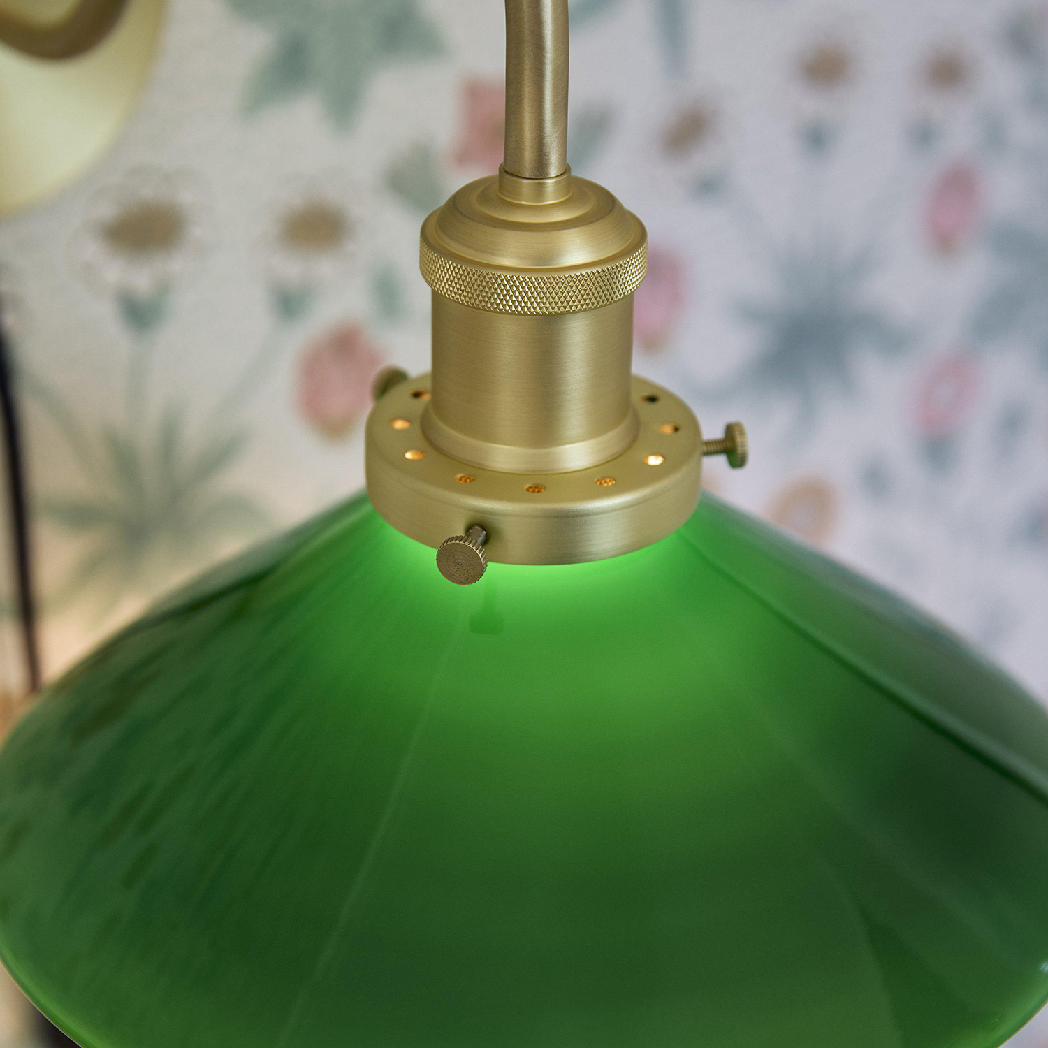 Vägglampa PR Home Axel