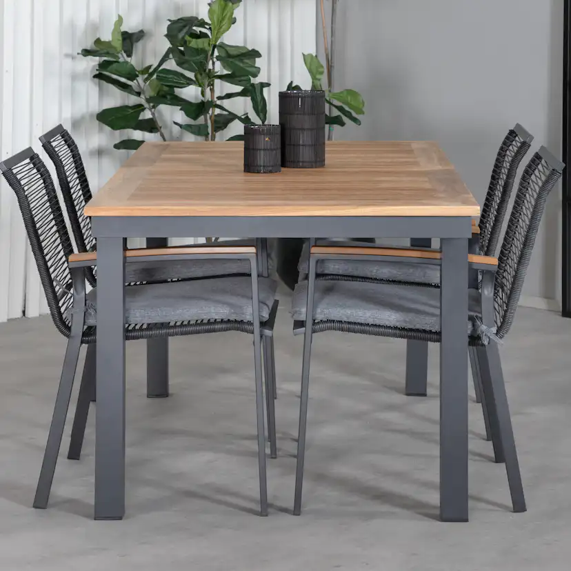 Matgrupp Venture Home Perla 152 med 4 Douglas Matstolar