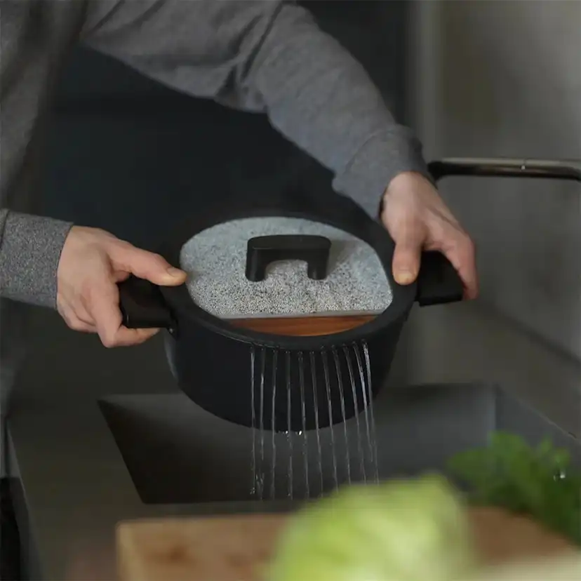 Gryta Fiskars Hard Face 3,5 L/22 cm – Non-Stick Gryta Med Slitstark Beläggning För Enkel Rengöring