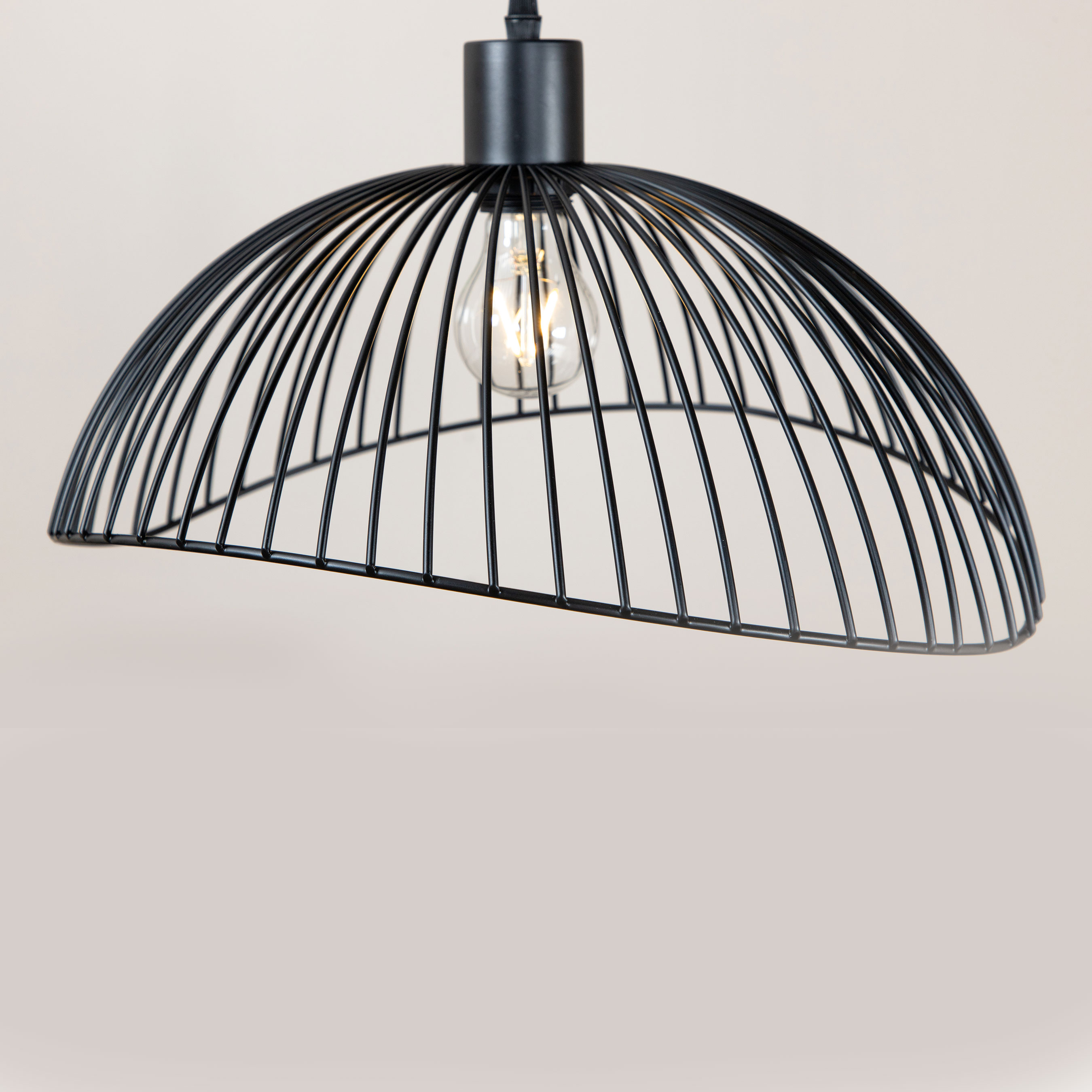 Elsa Pendant Lamp L400*W340*H220 Black BxDxH: 400x340x220 mm