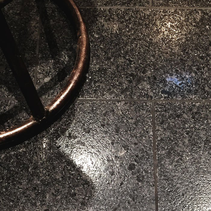 Natursten Stencentralen Sapphire Grey Granit Antikpolerad 305x610mm