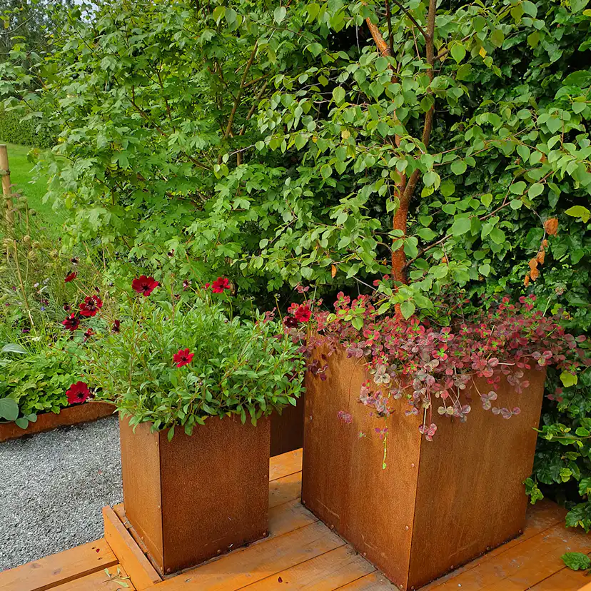 KEBAflexi-garden L-kruka med botten,corten 30x30x40 cm Med botten; Mått: 30x30x40 cm