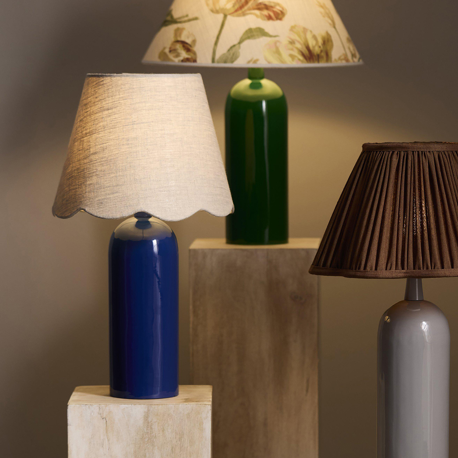 Carter Bordslampa Grå/Vit 46cm