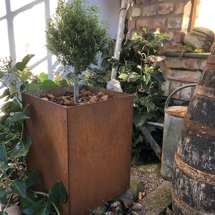 KEBAflexi-garden L-kruka med botten,corten 30x30x40 cm Med botten; Mått: 30x30x40 cm