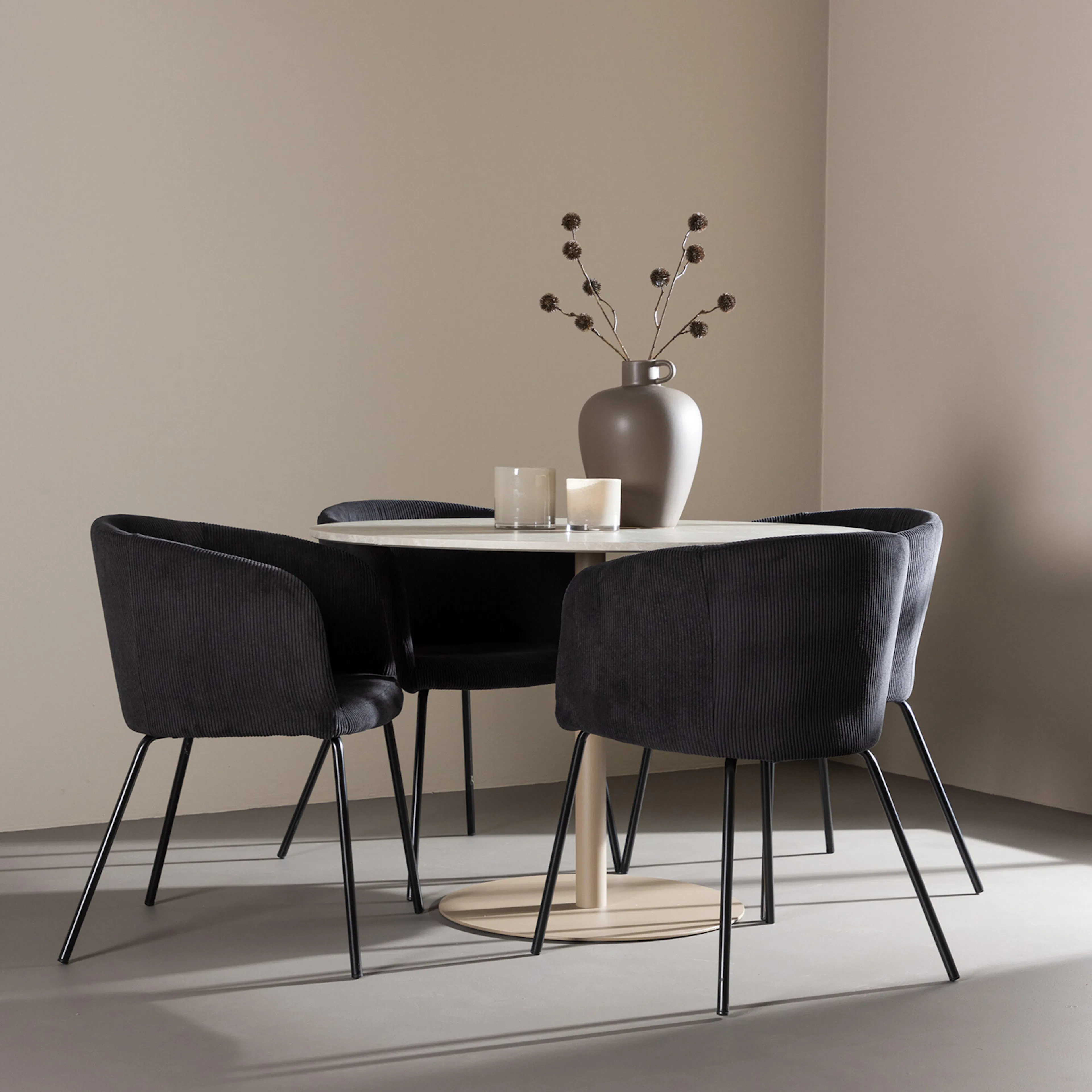 Beige/Svart