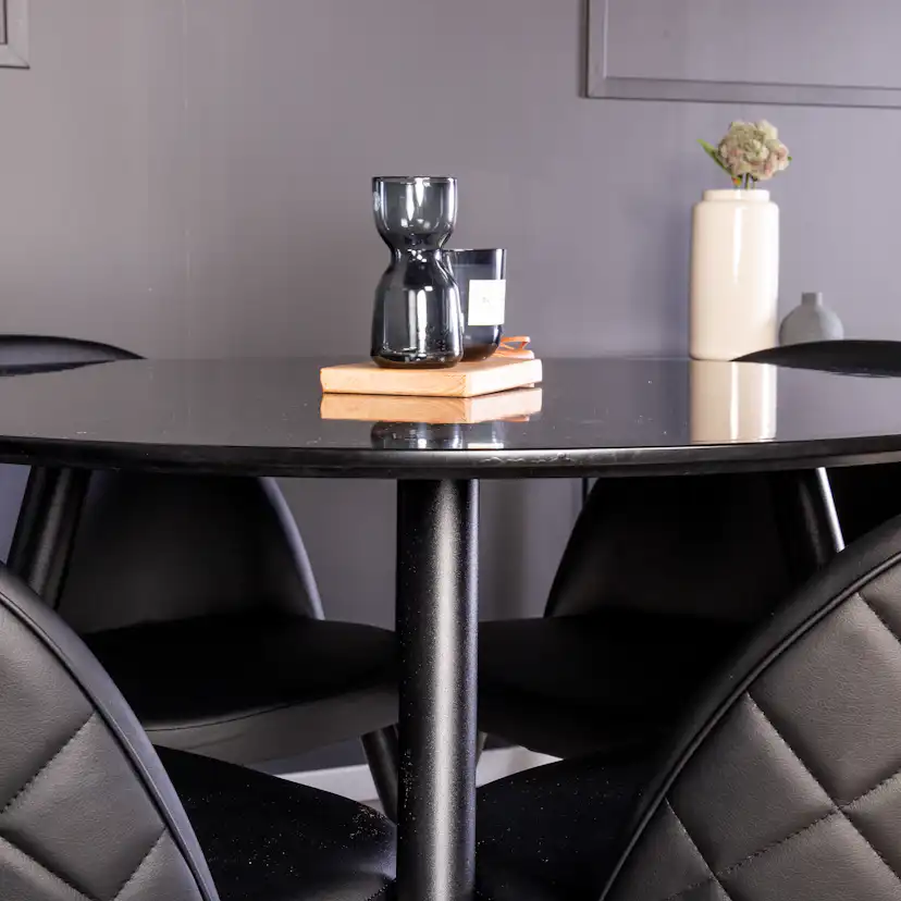 Matgrupp Venture Home Plake med 4 Valentina Stolar Läder