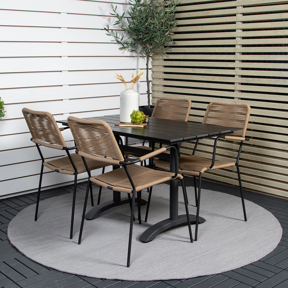 Matgrupp Venture Home Denver med 4 Lindos Stolar med Armstöd