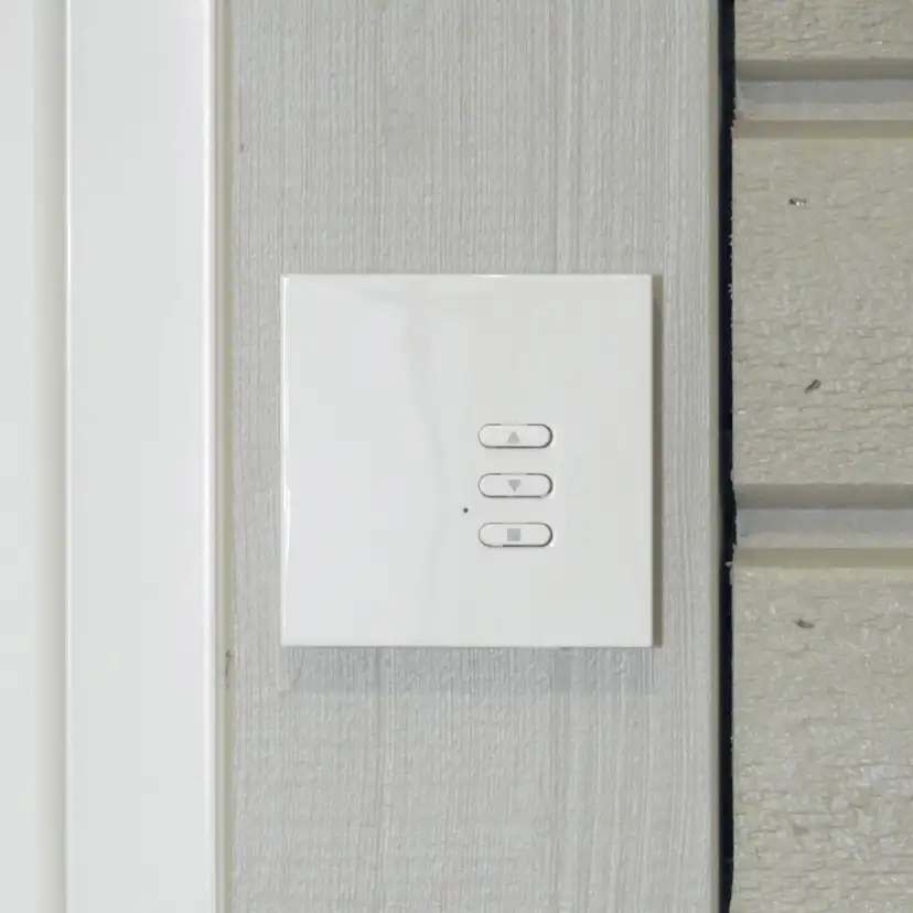 LED-Belysning Glänsat B 4545 x D 4245 med mittstolpe Bredd: 4545 mm, Djup: 4245 mm