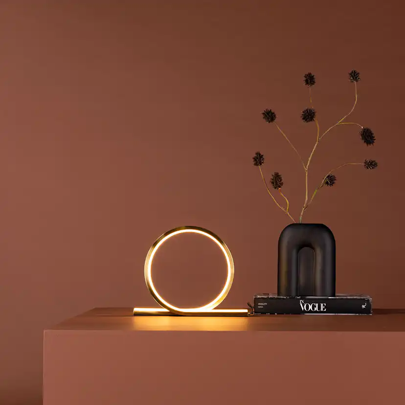 Bordslampa Venture Home Saunier