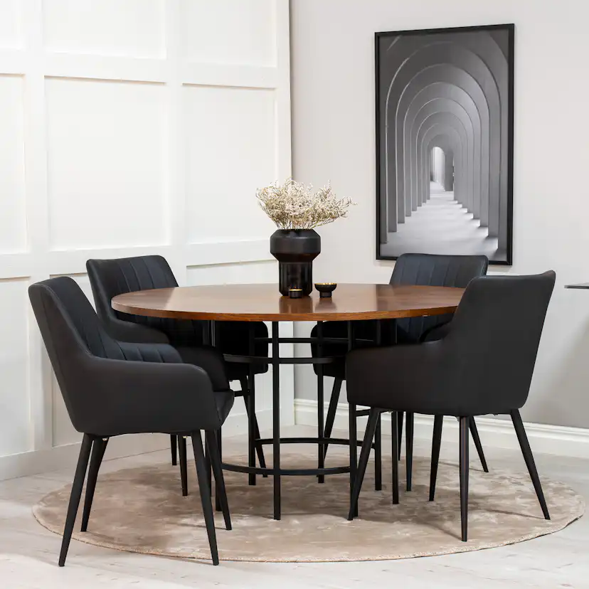 Matgrupp furniture/fashion Copenhagen med 4 Corina Stolar