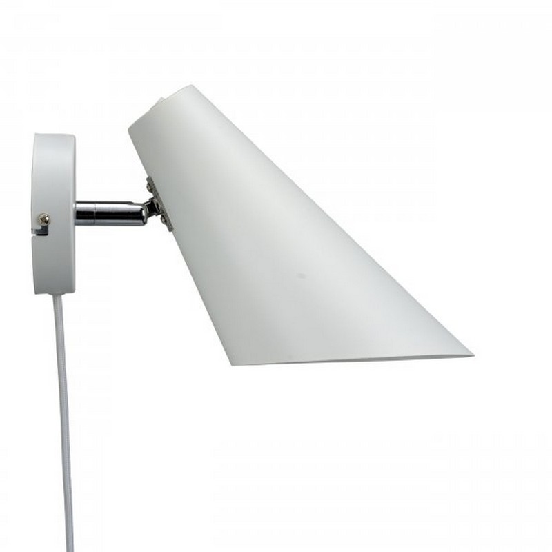 Vägglampa Dyberg Larsen Cale