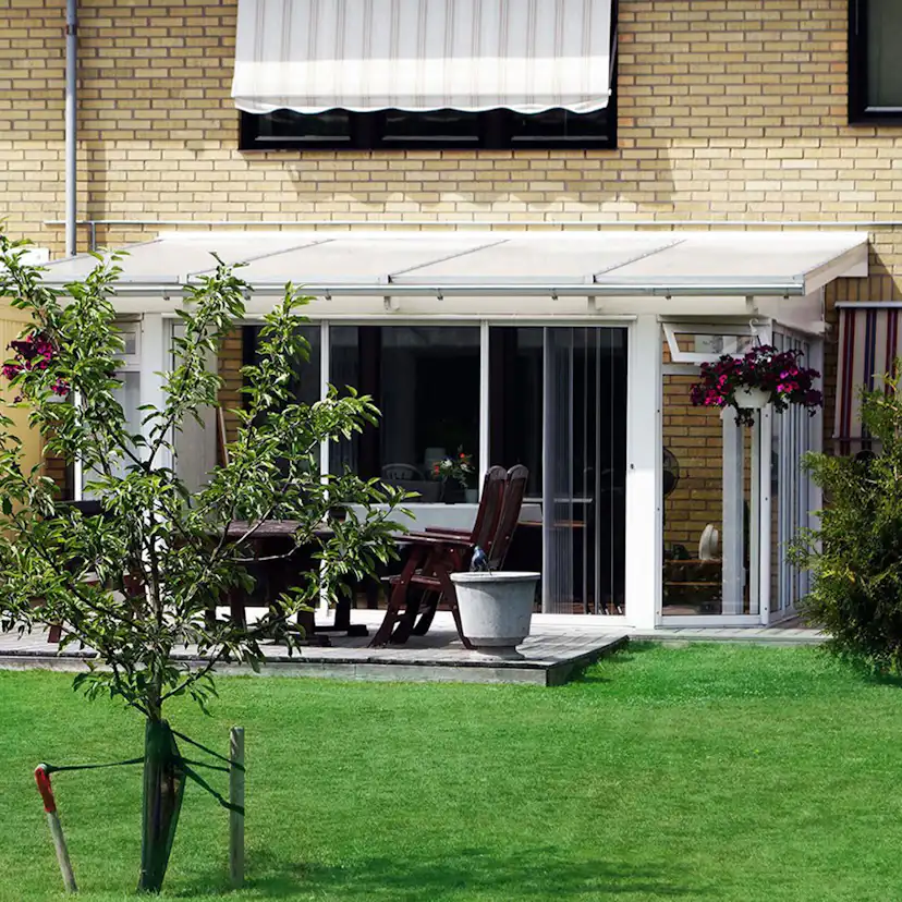 Kanalplast 55 mm Halle Isolux Opal Komplett Tak