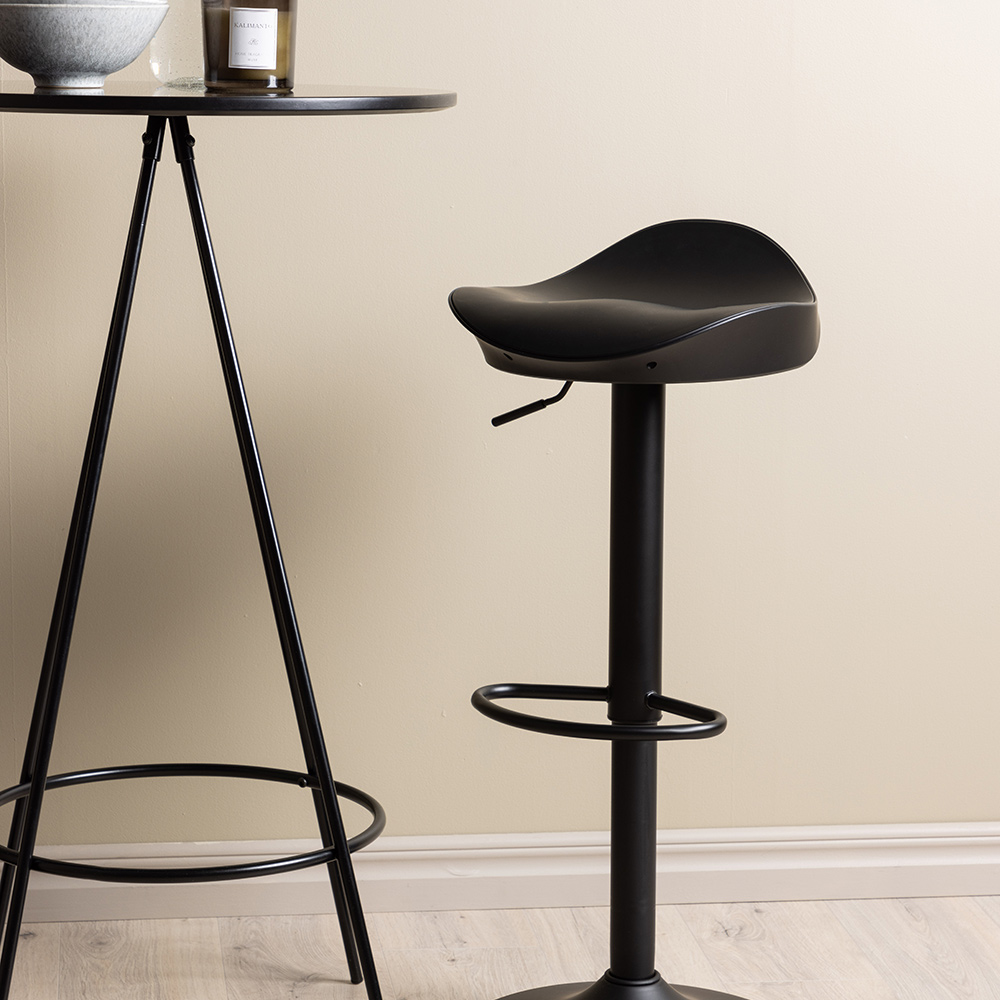Matgrupp Venture Home Bistro Ø60 cm med 2 st Adesto stolar