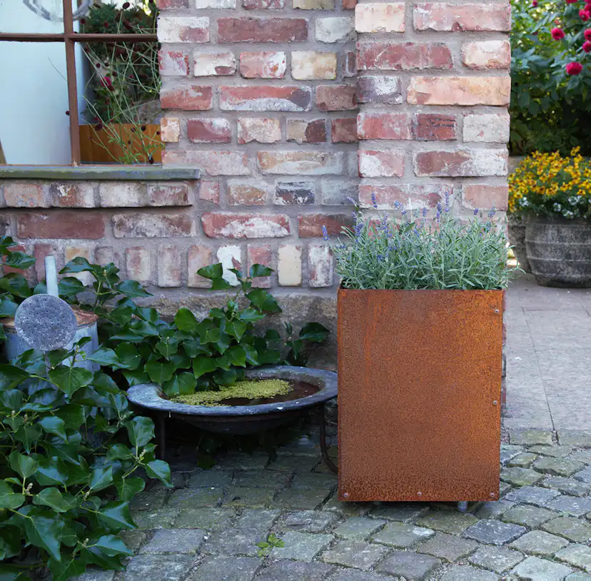 KEBAflexi-garden L-kruka med botten,corten 30x30x40 cm Med botten; Mått: 30x30x40 cm