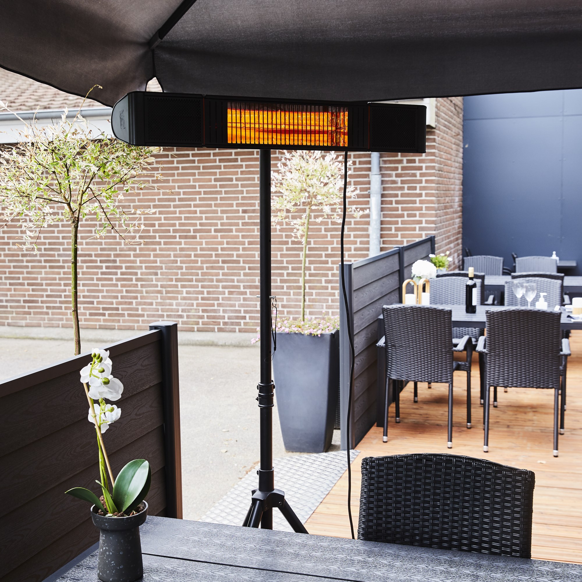 Terrassvärmare Heat1 Eco Pro-line 2000W Med Högtalare