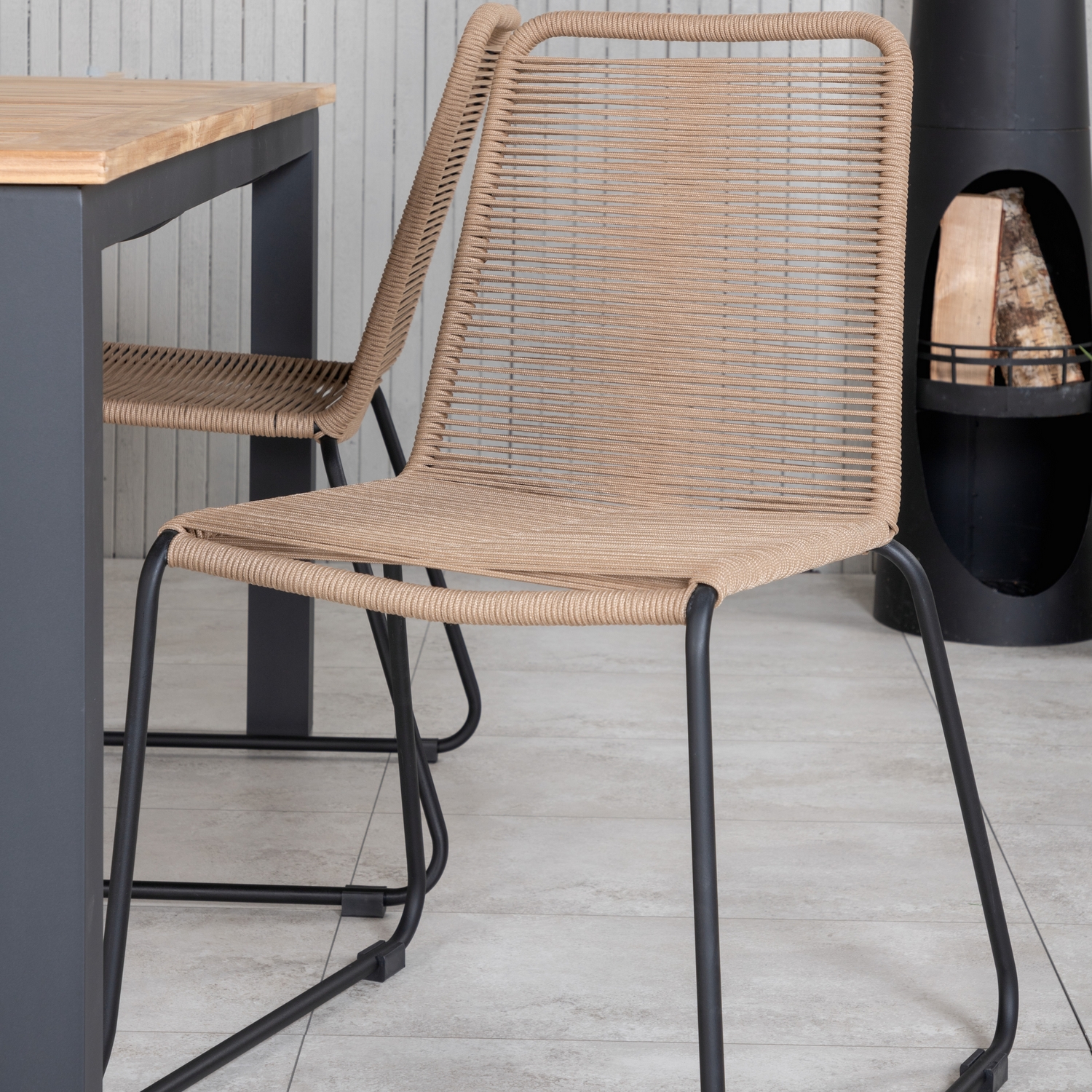 Panama Table 152/210 - Black/Teak+Lindos Stacking Chair - Bl Latte