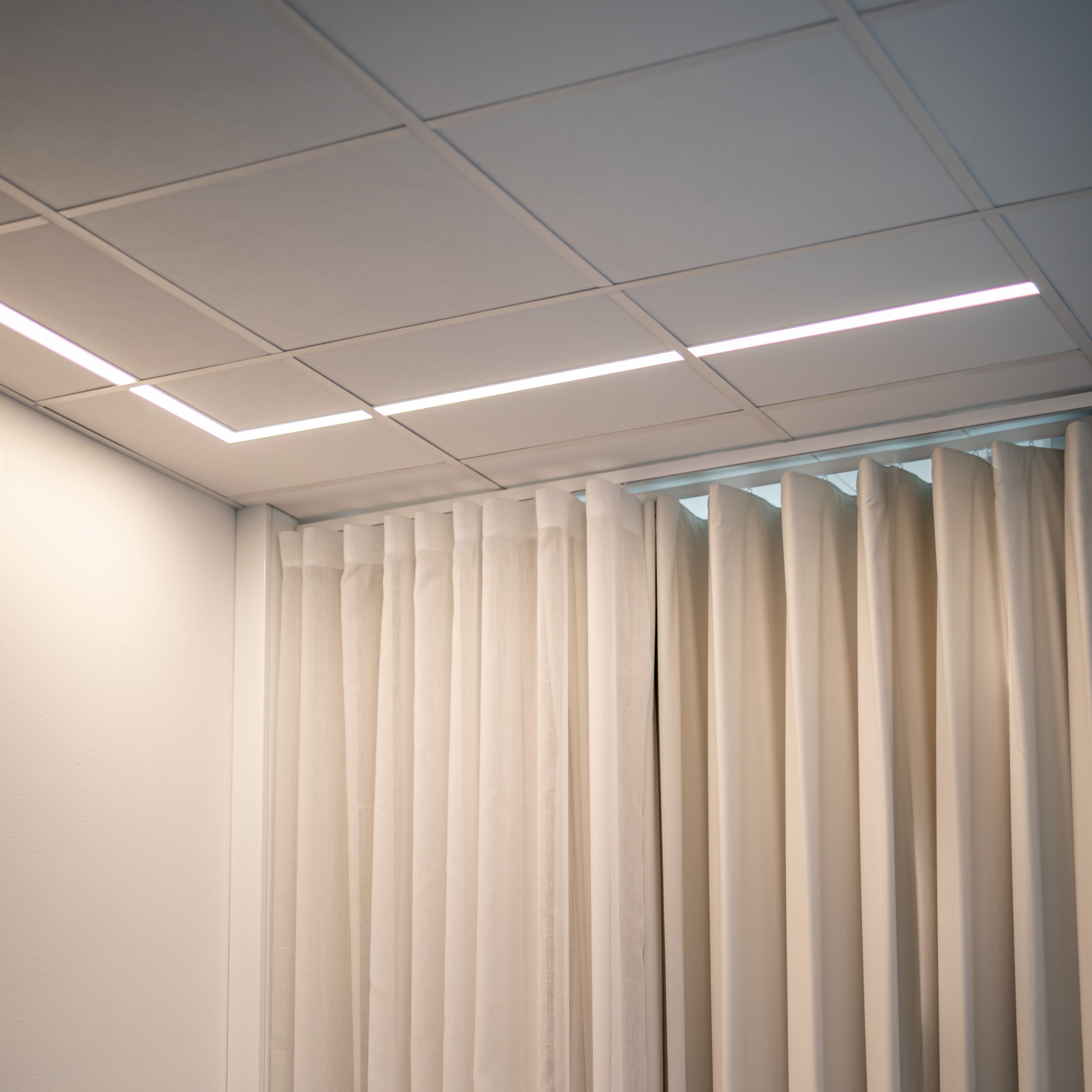 LED-Armatur Hide-a-lite Ray 600 OP 830/840