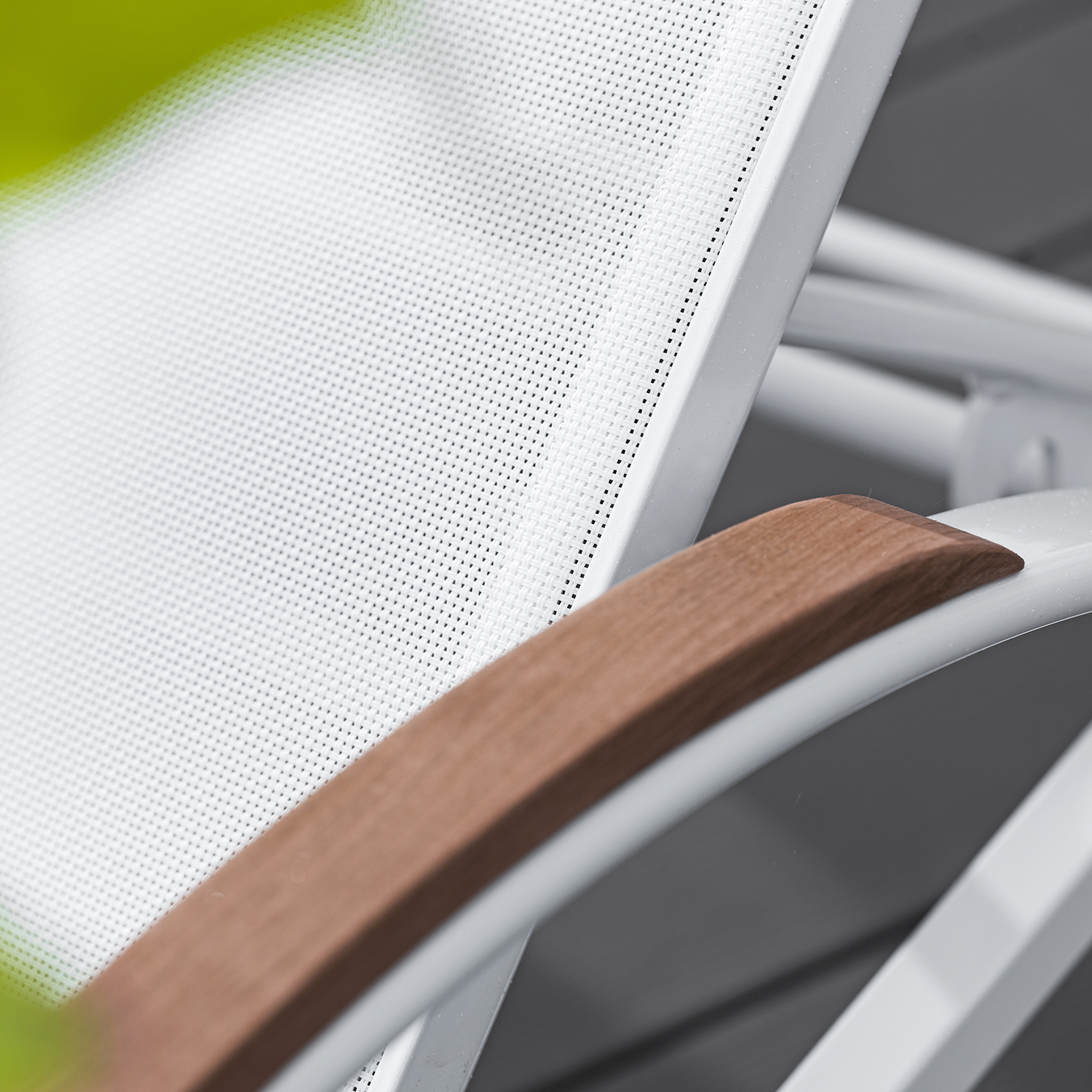 NYDALA SOLSÄNG Vit/Teak
