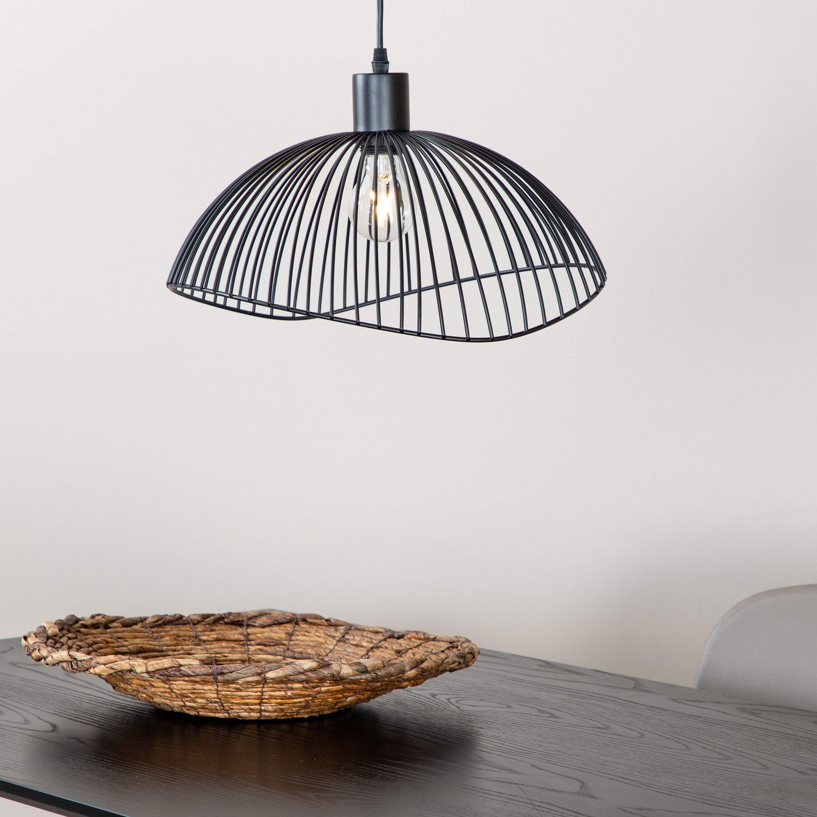 Elsa Pendant Lamp L400*W340*H220 Black BxDxH: 400x340x220 mm