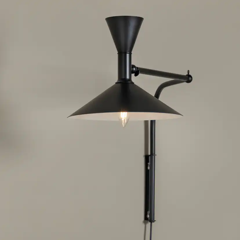 Canopus Wall Mounted matt black D300*L800*H240 -500 Svart