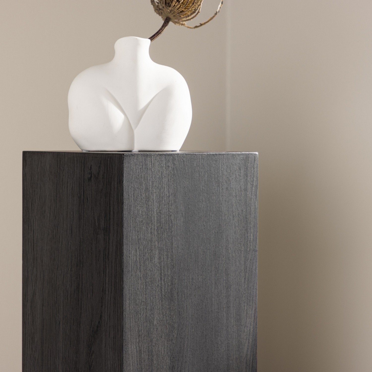 Piedestal Vind Ramsvik 65cm Svart Sidobord