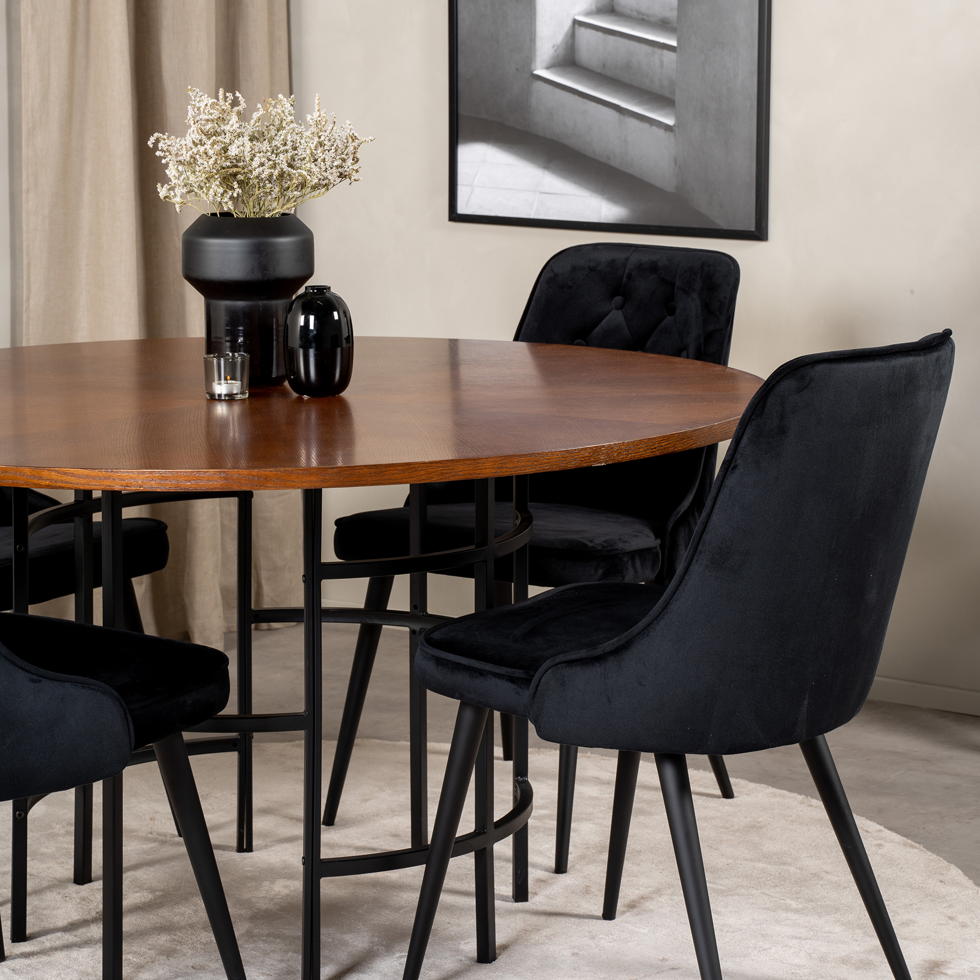 Matgrupp furniture/fashion Copenhagen med 4 Vera Stolar