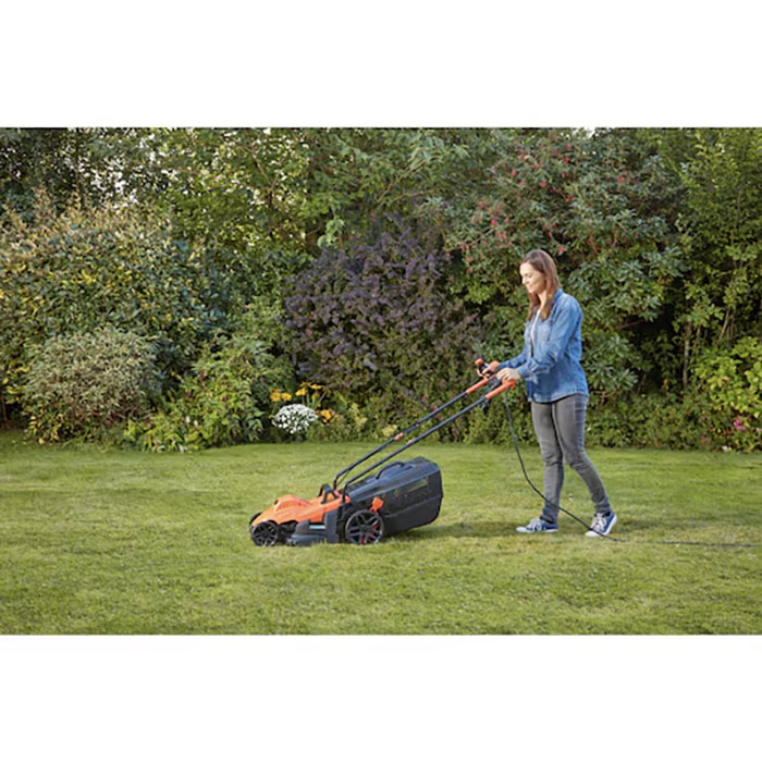 Gräsklippare Black & Decker BEMW461Bh 34Cm 1400W