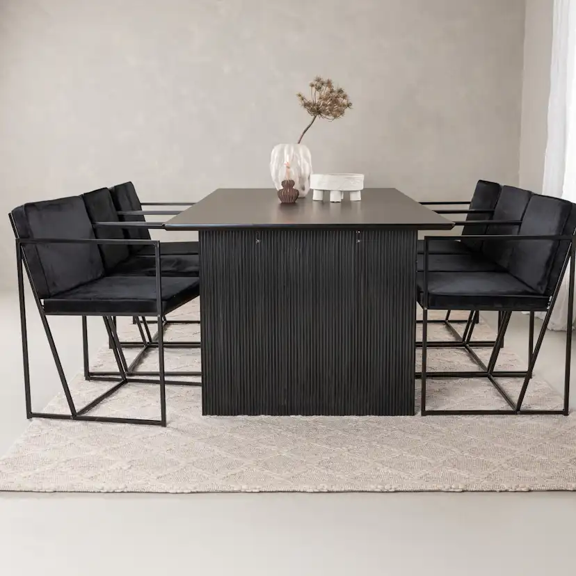 Matgrupp Venture Home Vail med 6 Richmond Stolar