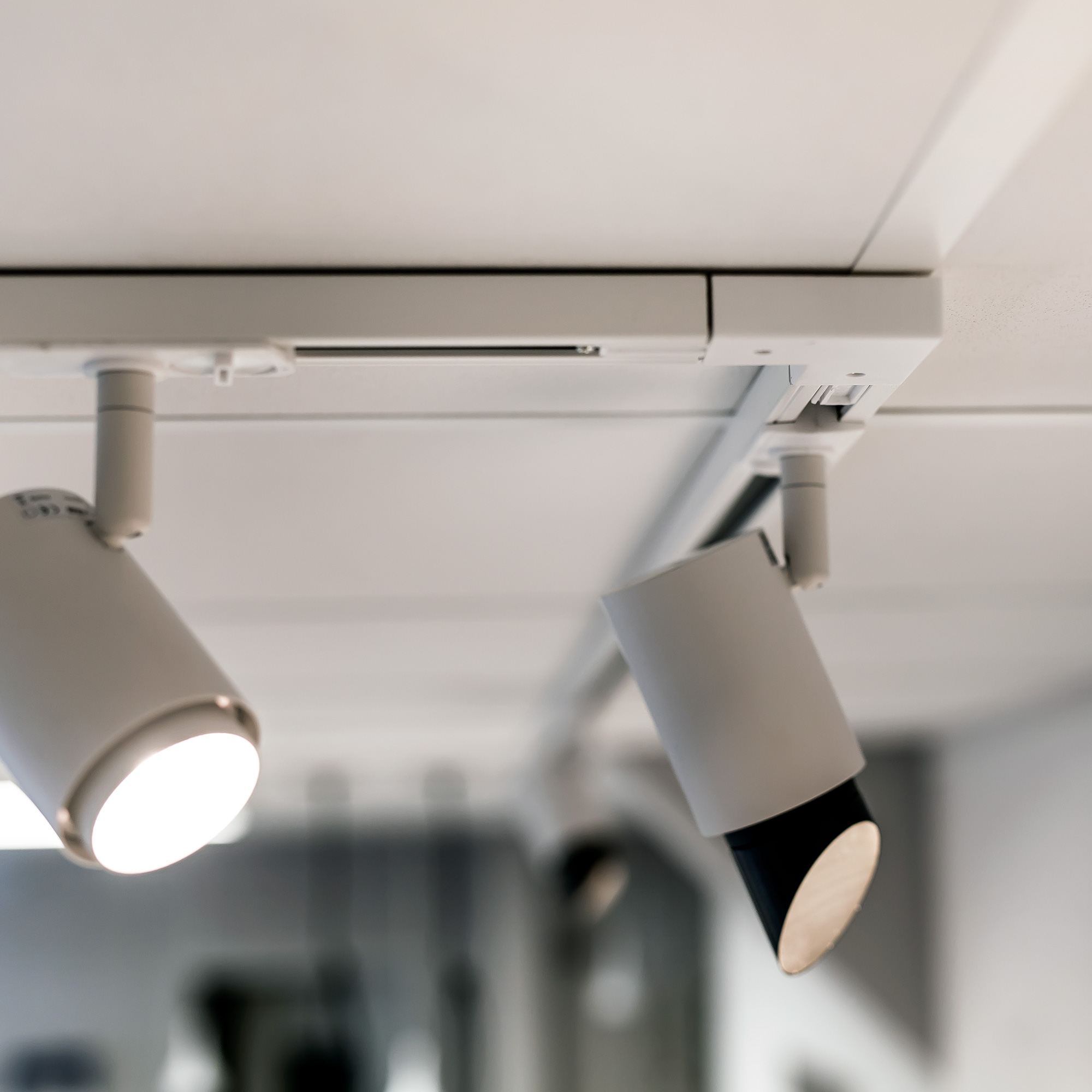 Skena Hide-a-lite LiteTrac 1-Fas