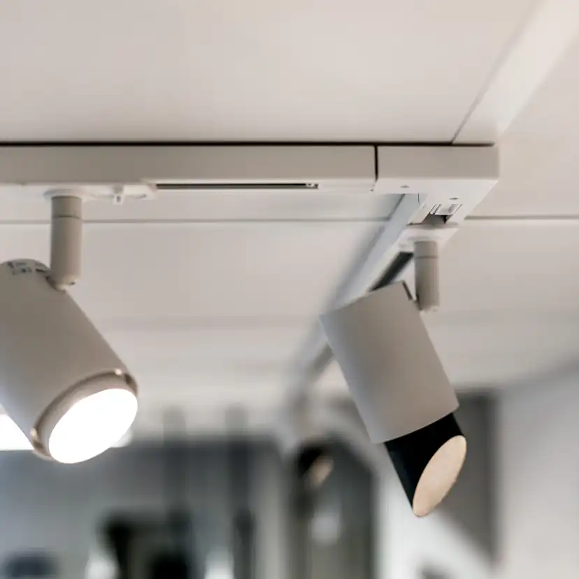 Skena Hide-a-lite LiteTrac 1-Fas