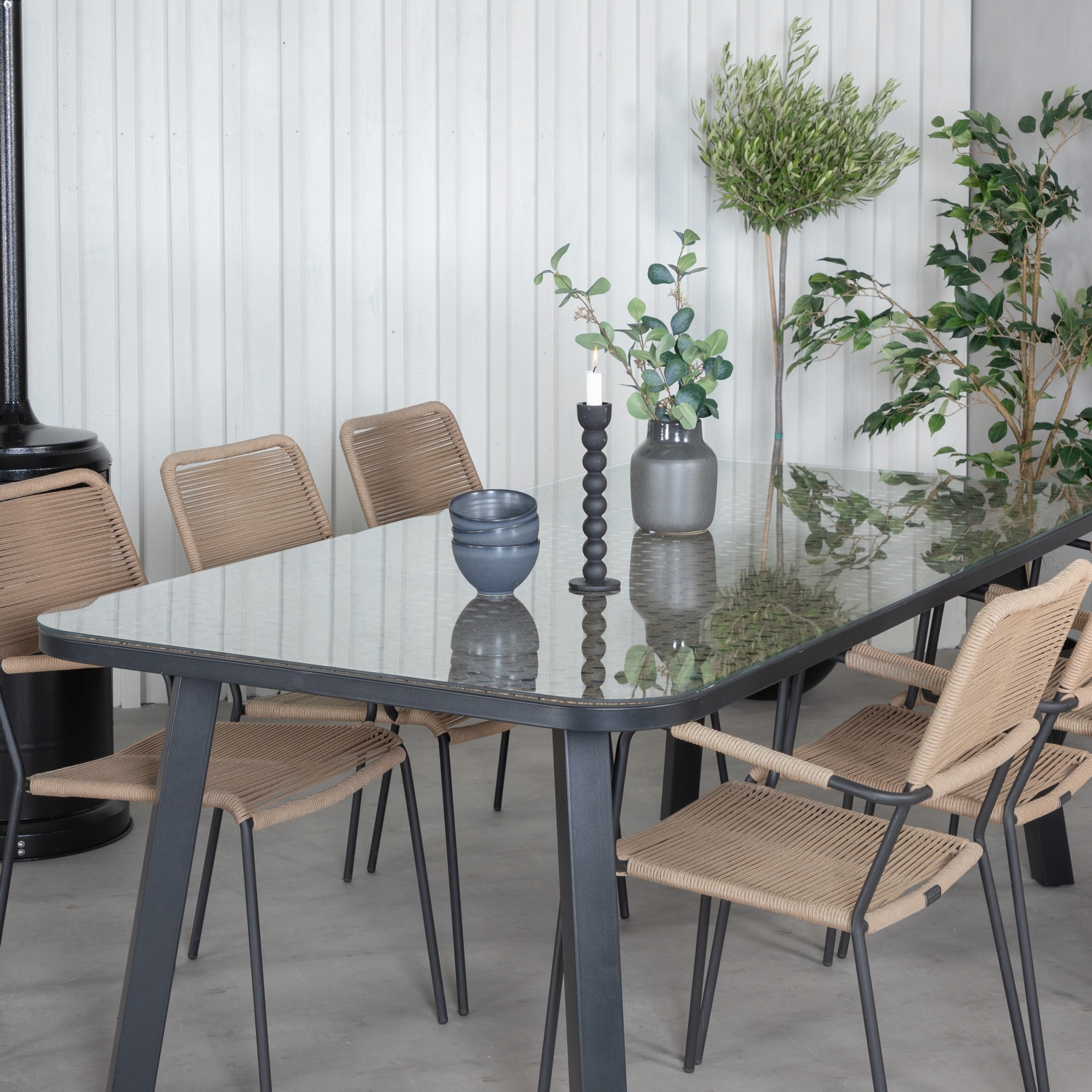 Paola Dining Table - Black Steel / Nature Wicker - 200*100+L Latte