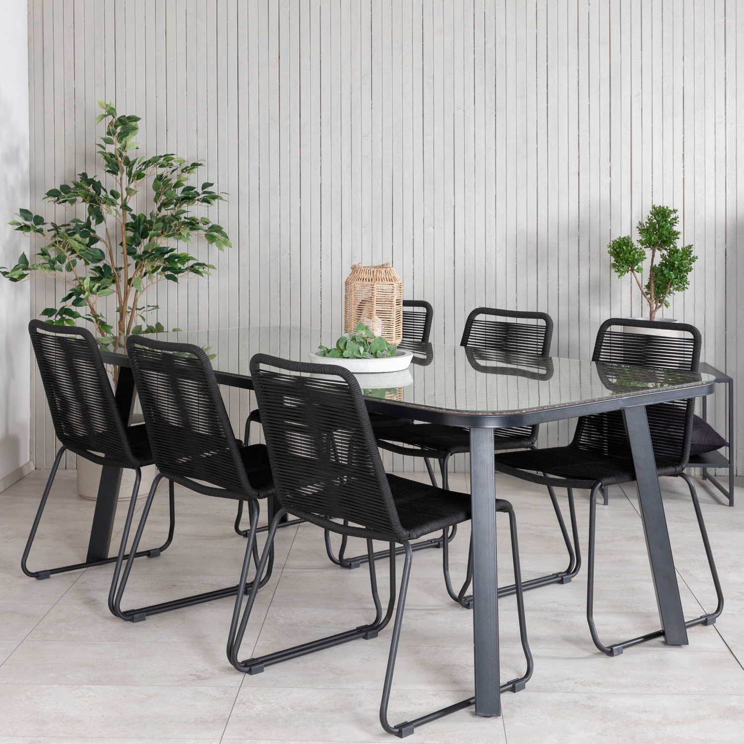 Matgrupp Venture Home Peoria med 6 Leon Stapelbara Matstolar