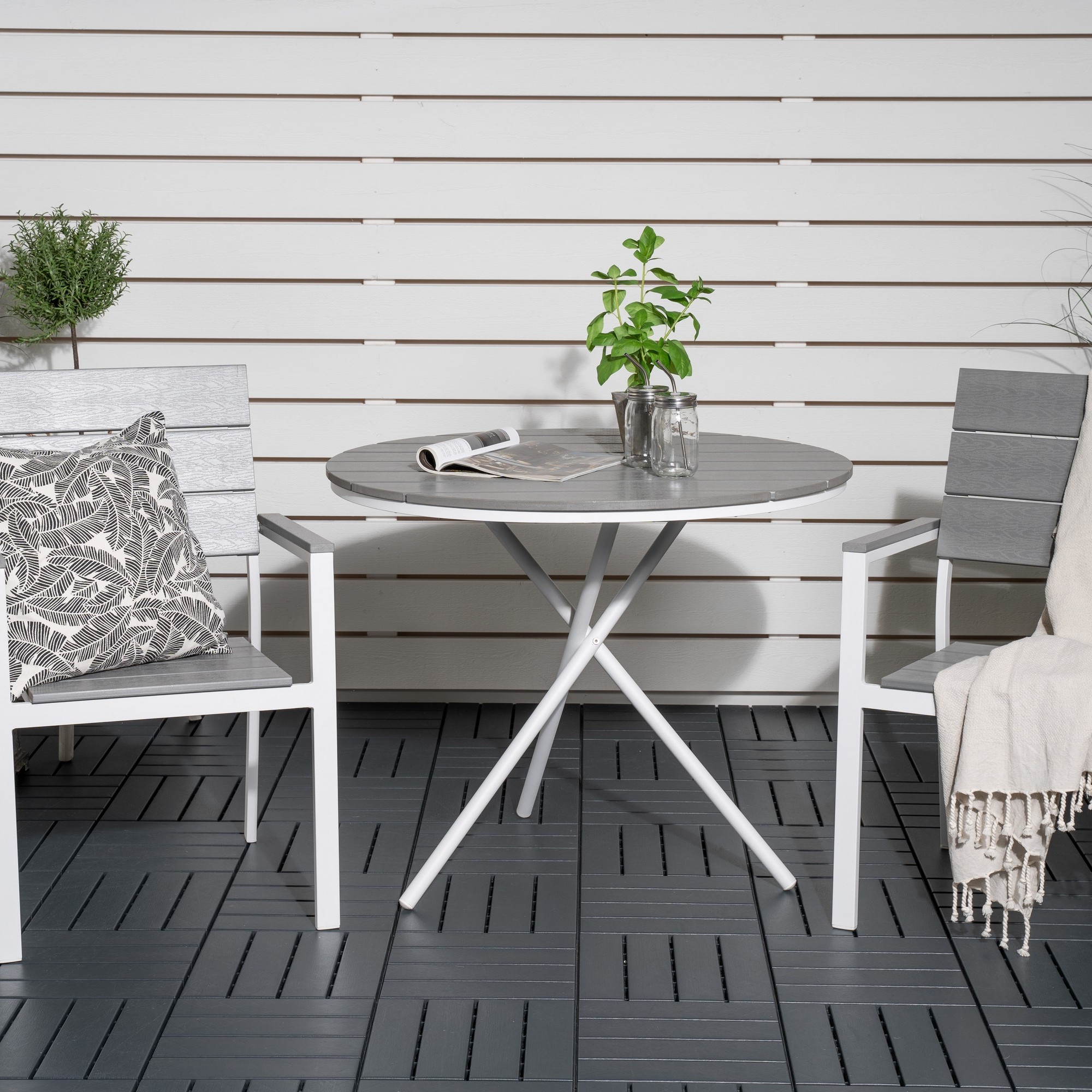 Cafégrupp Venture Home Parma Caféset Rund Ø90 cm med 2 Levels Stolar